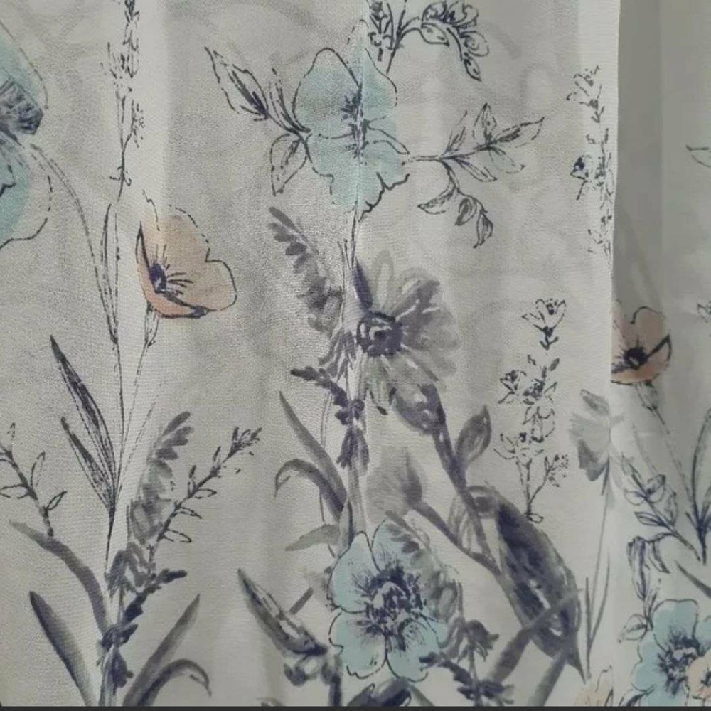Lauren Conrad Floral Sheer Top Size L - Picture 5 of 10